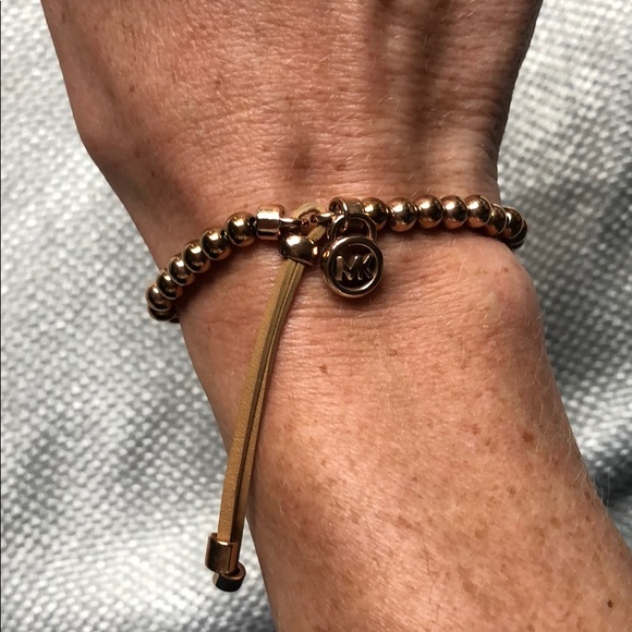 Michael Kors rosegold bracelet - Picture 1 of 3